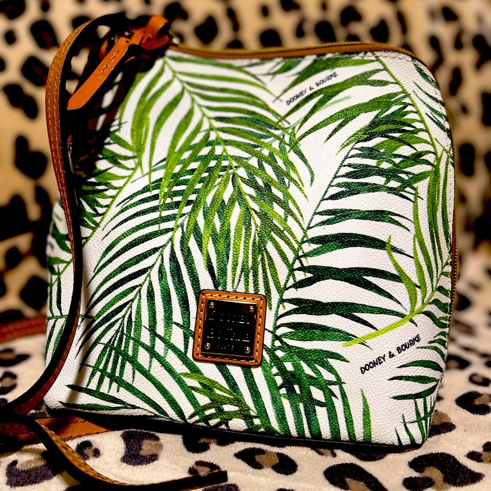 Dooney Bourke trixie pebble leather crossbody bag